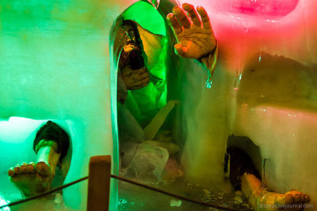 Внутри ледника (12 фото)