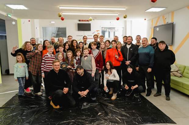 Илья Соболев, Леонид Якубович и Ольга Кузьмина сыграют в семейной комедии «Живая книга»