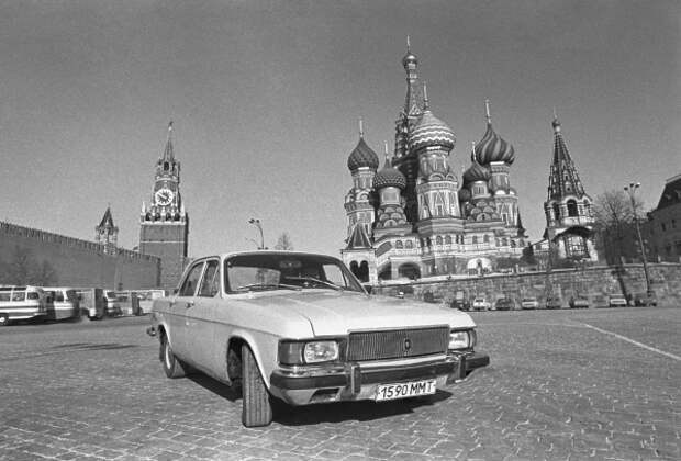 Испытание автомашин такси, созданных на базе новой "Волги" ГАЗ-3102.