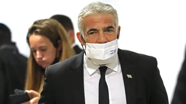 Глава МИД Израиля Лапид заболел коронавирусом