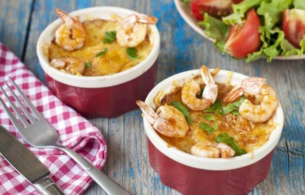 Вкусный жюльен с креветками. \ Фото: google.com.
