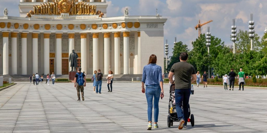 Владимир Ефимов: Москва - национальный лидер по выдаче льготных семейных ипотек в этом году. Фото: М. Денисов mos.ru