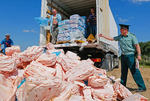 http://www.interfax.ru/ftproot/photos/photostory/2015/08/12/salo2_700.jpg