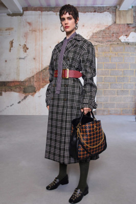 Коллекция модной женской одежды Mulberry осень-зима 2019-2020