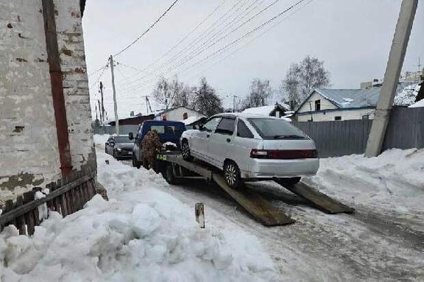 Тамбовчанин лишился автомобиля за неуплату 571 штрафа