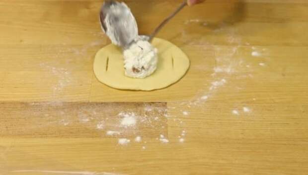 Томлёные пирожки с творогом. Нежные и сочные, как у бабушки