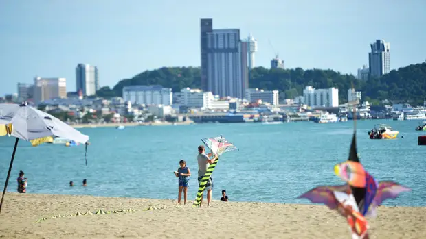Таиланд, Армения, Болгария и еще несколько стран упростили правила въезда туристам с 1 мая
