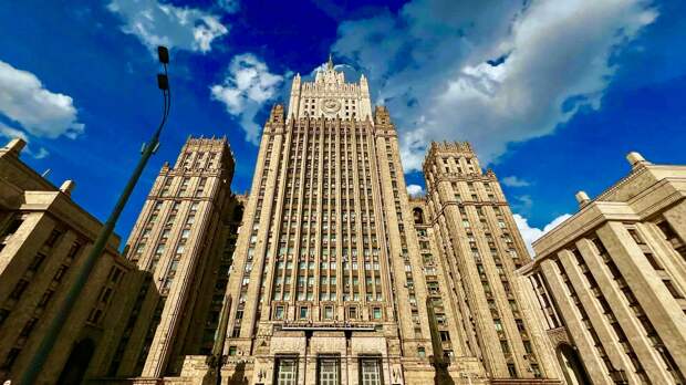 МИД РФ: удар вблизи АЭС «Бушер» грозит ядерной катастрофой