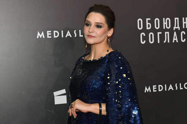 «Я много раз говорила»: Глафира Тарханова рассекретила жуткое давление от коллеги