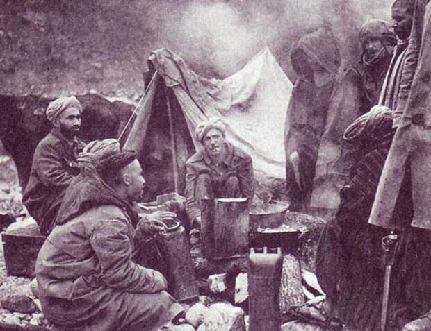 Марокканские гумьеры в Монте-Кассино, январь 1944 года. Источник: wikimedia.org Марокканские гумьеры в Монте-Кассино, январь 1944 года. Источник: wikimedia.org