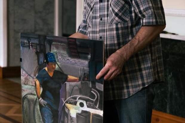 В Молодёжном театре пройдёт открытие выставки о заводах