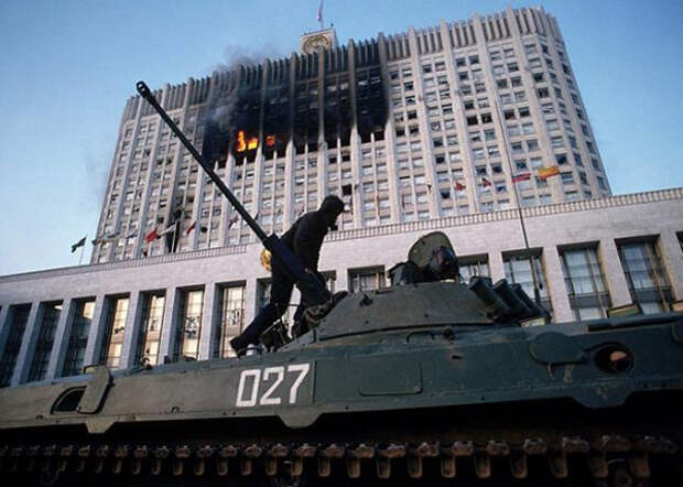 расстрел белого дома, разгон верховного совета, 1993, черный октябрь |Фото: kprf.ru
