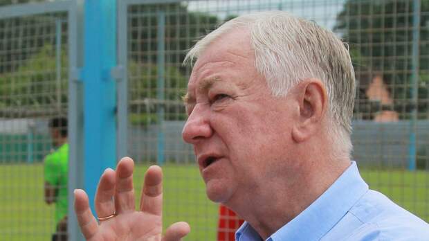 Газзаев: такое впечатление, будто Игнатьев находится в российском футболе тысячу лет