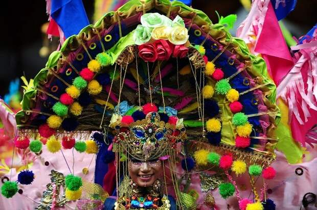 Необычный карнавал в индонезийском Джембере (24)