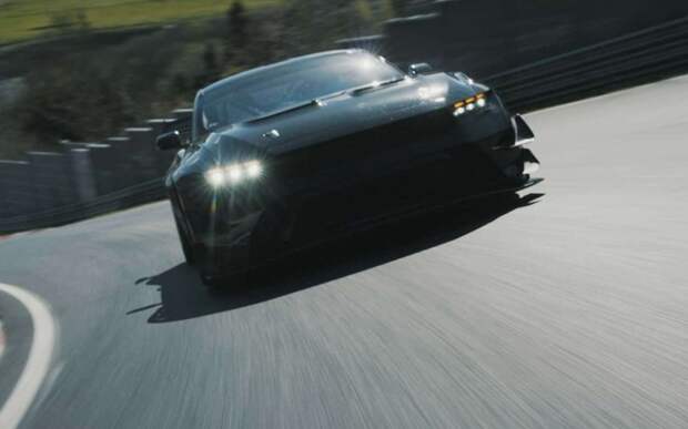 Mustang и Corvette сошлись на Нюрбургринге — кто кого?