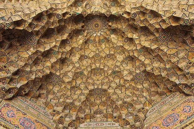 MosqueCeilings10 Чарующие и гипнотизирующие своды мечетей