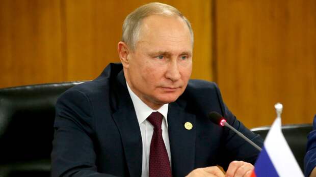 Путин подтвердил готовность России к решению украинского конфликта дипломатическим путем