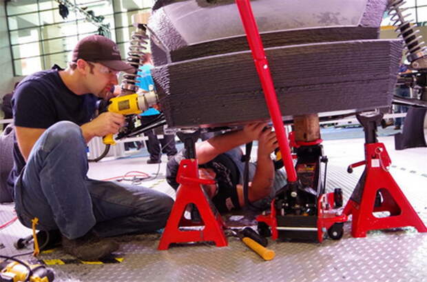 carbon-fiber-3d-printed-car