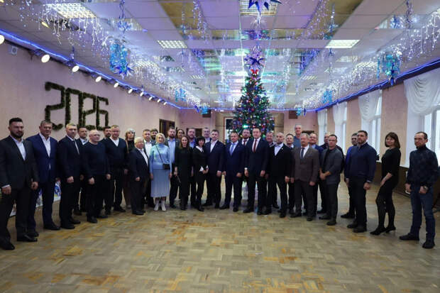 «Полипласт Новомосковск» принял участие в «Елке желаний»