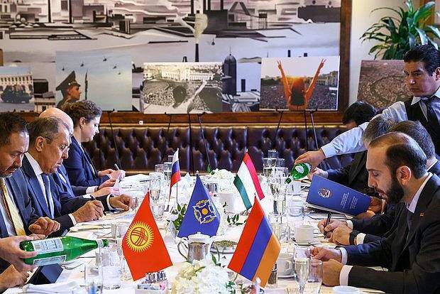 Политолог заявил о подготовке Турцией и Азербайджаном операции против Армении