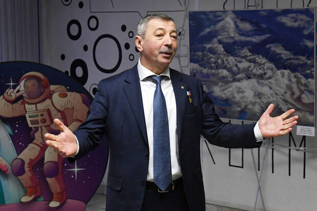 Mash: космонавт Лазуткин госпитализирован с инфарктом