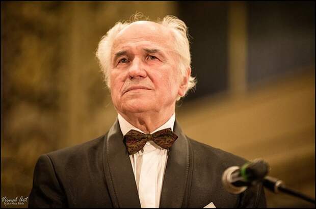 ВТБ использовал известный вальс молдавского композитора Евгения Доги из советского фильма «Мой ласковый и...