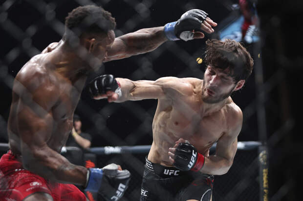 Экс-чемпион UFC Стерлинг раскритиковал победу Евлоева над Мерфи