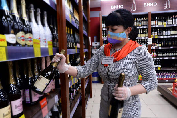 Глава ЛНР Пасечник запретил торговлю алкоголем в прифронтовых районах