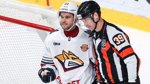 Разин — об автоголе Яковлева: «Просто человек взял, бросил в свои ворота, и все»