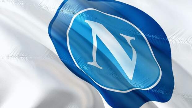 «Наполи» забил четыре гола «Аяксу» и первым вышел в плей-офф ЛЧ