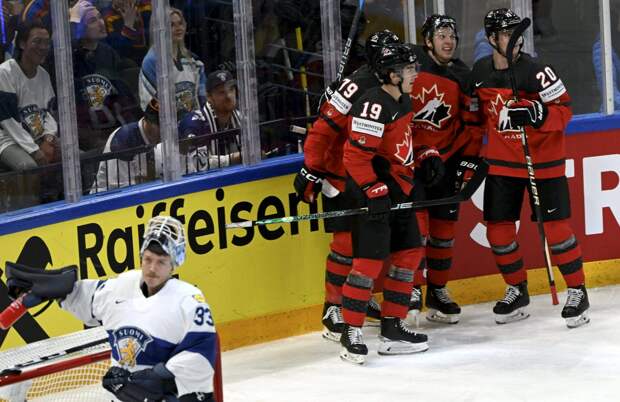 Канада обыграла Финляндию на ЧМ по хоккею