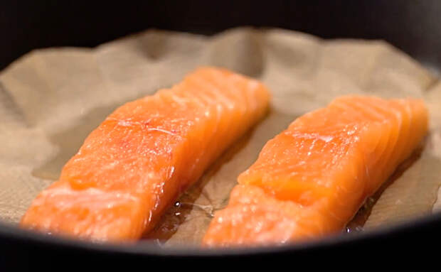 Жарим рыбу на бумаге. Не пригорает и не прилипает