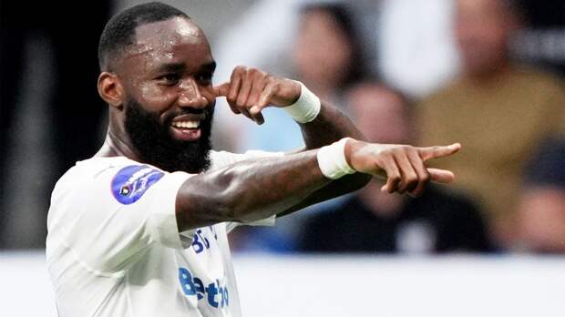 Нгамале признан лучшим игроком матча «Динамо» — «Спартак»