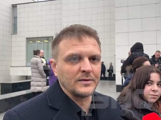 Комик Оганес Григорян рассказал о последней встрече с Романом Поповым