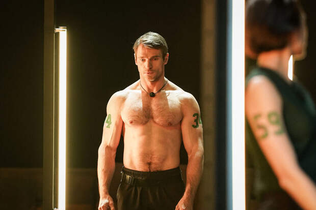 Олег Виллард заявил, что дисциплина офицера ВМФ помогла ему победить в "Титанах"