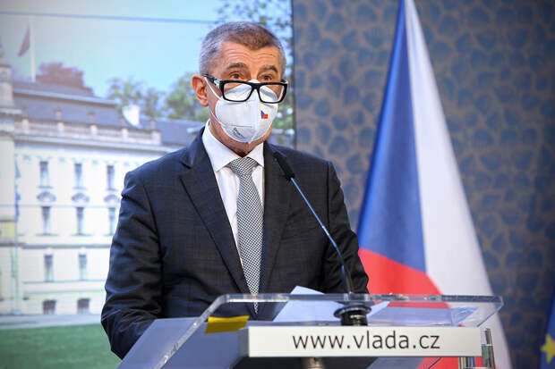 Премьер Чехии призвал страны ЕС высылать российских дипломатов