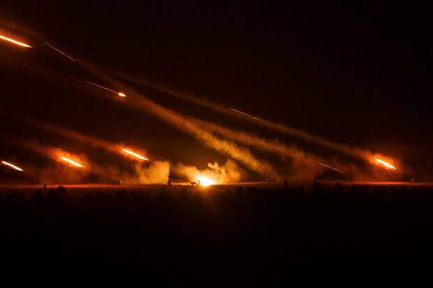 Израиль и США в очередной раз атаковали АЭС в Бушере