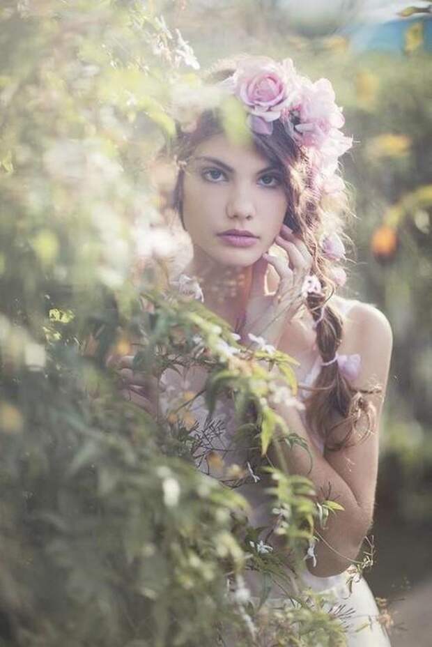 girlsinfloralwreaths21 20 восхитительных девушек с цветочными венками