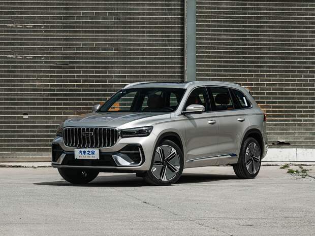 Geely Monjaro i-HEV: 313 л.с., расход 4,75 л/100 км и цена от 130,7 тыс. юаней