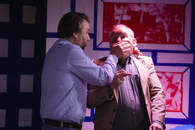 «Папа в паутине» Театра Всеволода Шиловского: зритель до самого кончика спектакля не знает, чем он закончится»