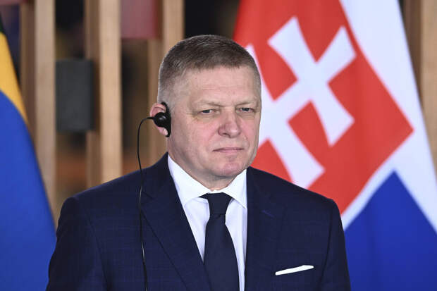 Фицо принял приглашение Зеленского и согласился впервые посетить Киев