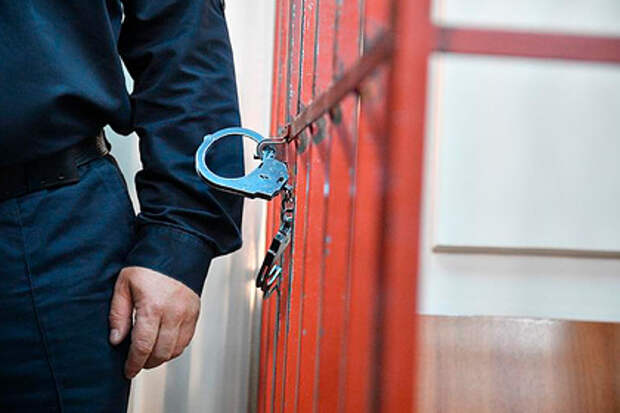 Россиянина отправили в колонию за попытку перечислить 500 рублей террористам