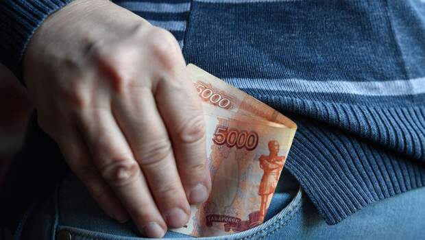 Бедный чиновник. Какая зарплата должна быть у «слуг народа», чтобы они не воровали?