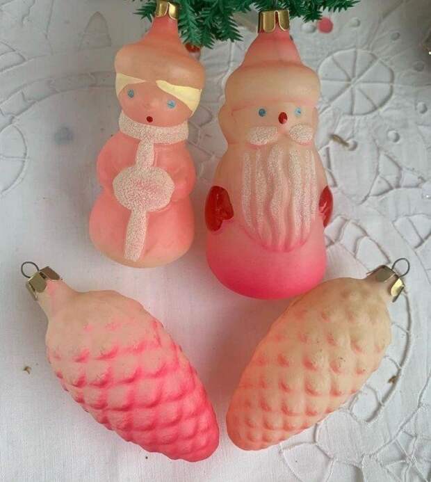 Новогодние игрушки из прошлого, которые создают волшебную атмосферу
