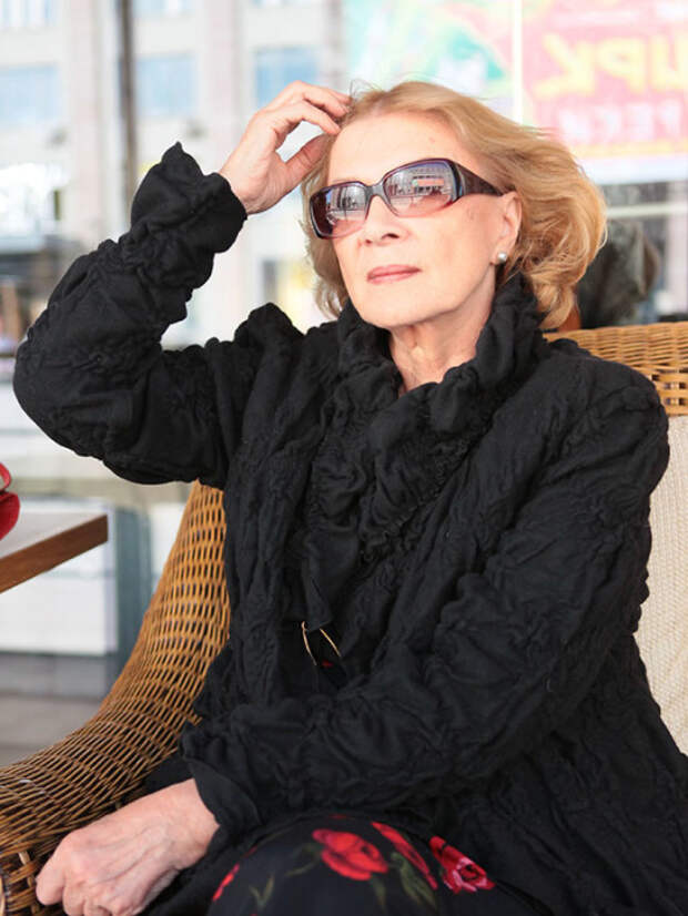О чём молчит Алла Демидова