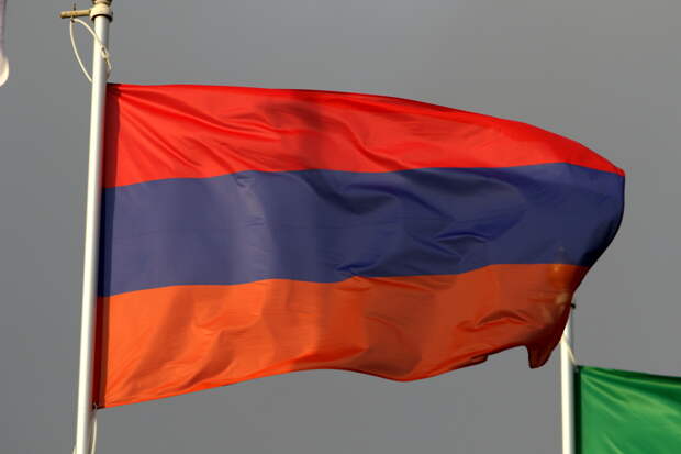 Маски сброшены: Армения примет участие в "саммите мира" по Украине