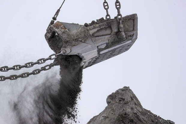 В Монголии госкомпания выплатит гражданам $18 дивидендов от экспорта угля за год