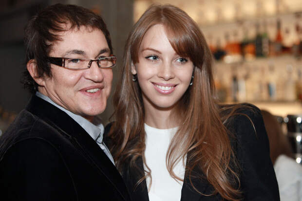 Модель Диброва вспомнила, что дала пощечину экс-мужу за вечер в компании женщин