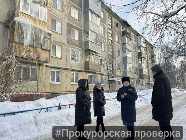 Тульская прокуратура выявила нарушения уборки снега управляющей компанией