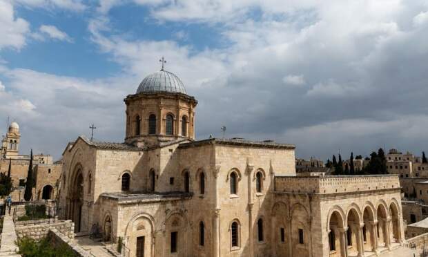 Сионисты впервые в истории закрыли главную Святыню христианства